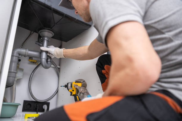 Best Clogged Drain Plumber  in West Falmouth, MA